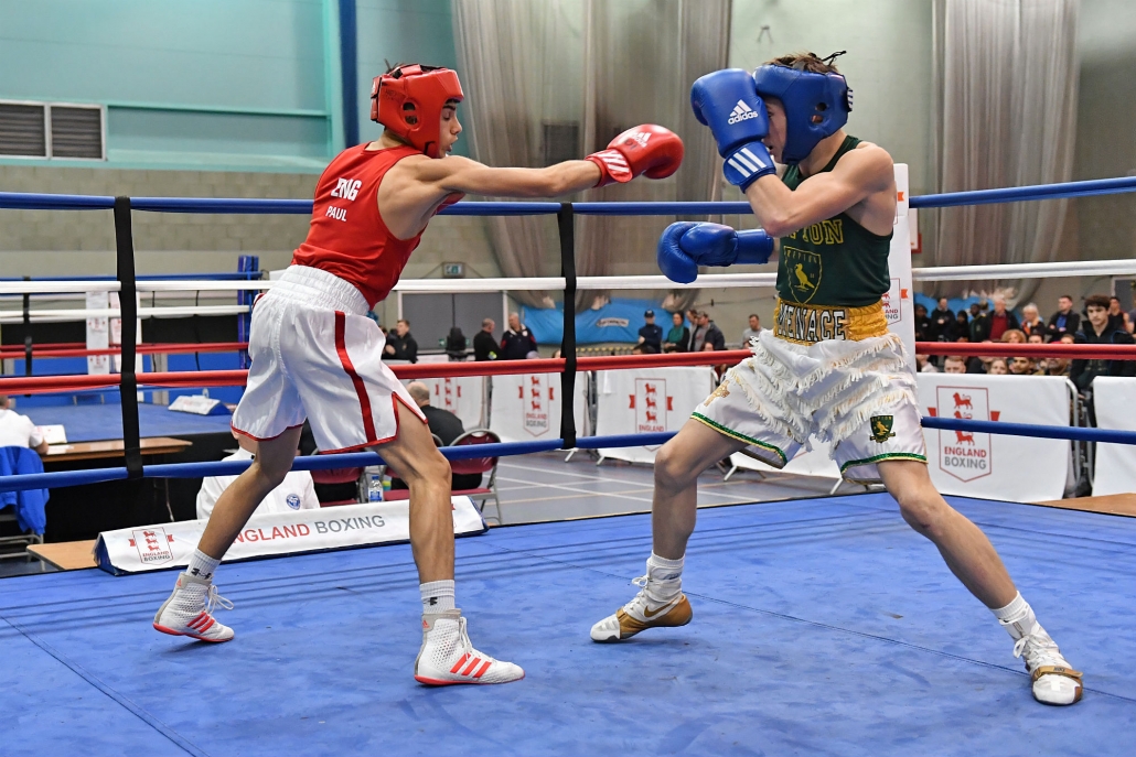 Cameron Paul (Pinewood red) v Dennis McCann (Repton green) cropped