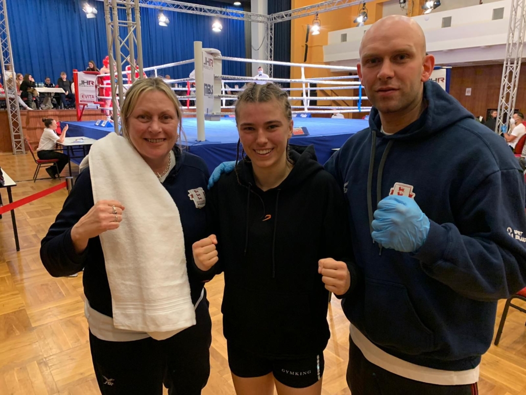 Perfect 10 for England boxers in Demen warm-up - England Boxing